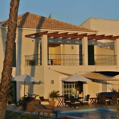 Vilamoura Modern Art Vila * Картейра