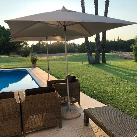 别墅 Vilamoura Modern Art Vila 奎特里拉